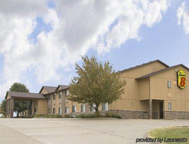 Super 8 By Wyndham Smithville Lake Екстериор снимка