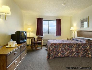 Super 8 By Wyndham Smithville Lake Стая снимка